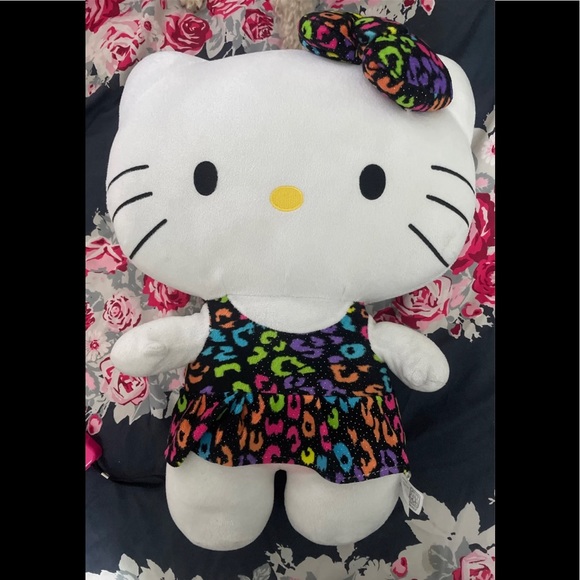 Hello Kitty - Picture 1 of 7